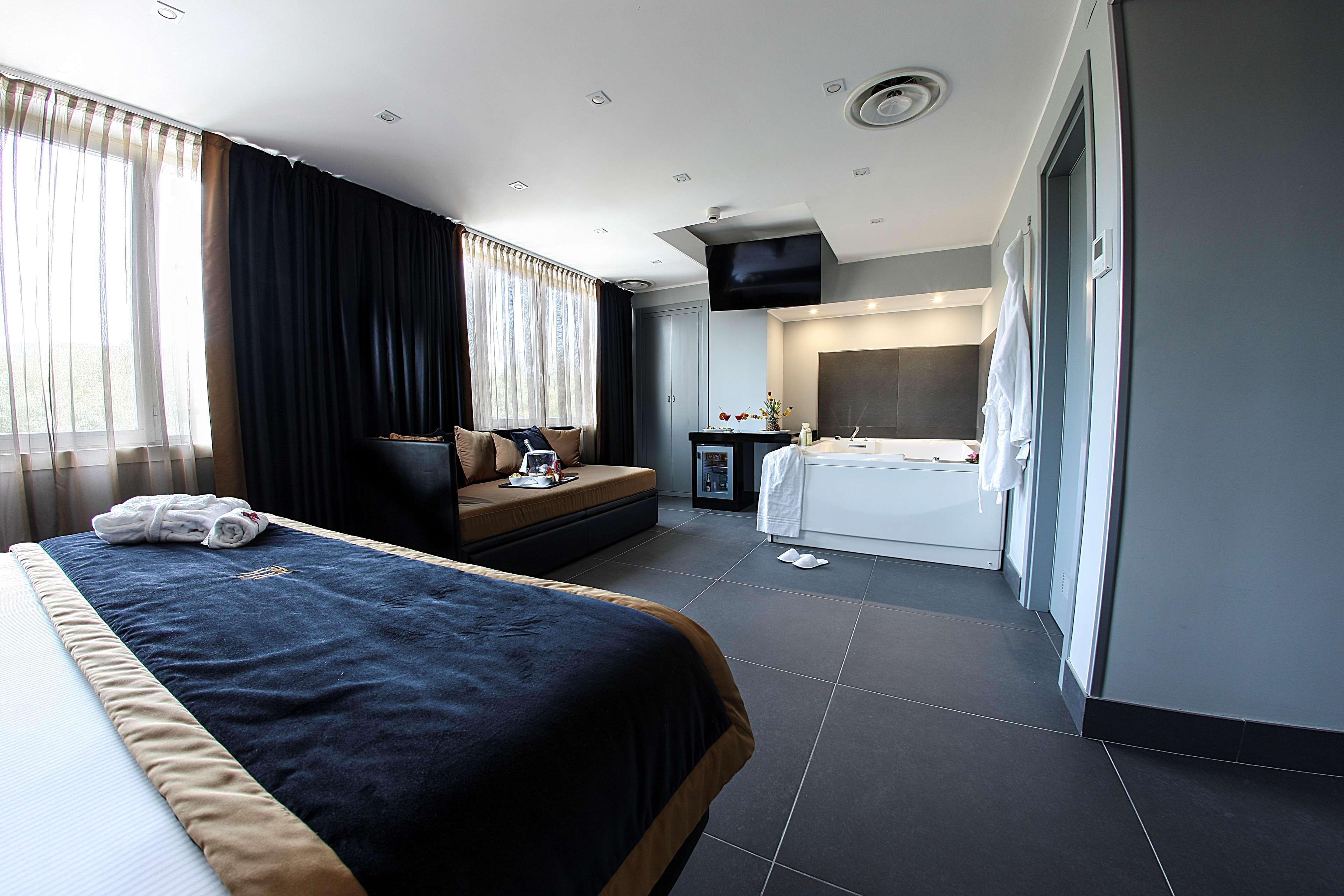 Best Western Plus Scottsdale Thunderbird Suites מראה חיצוני תמונה