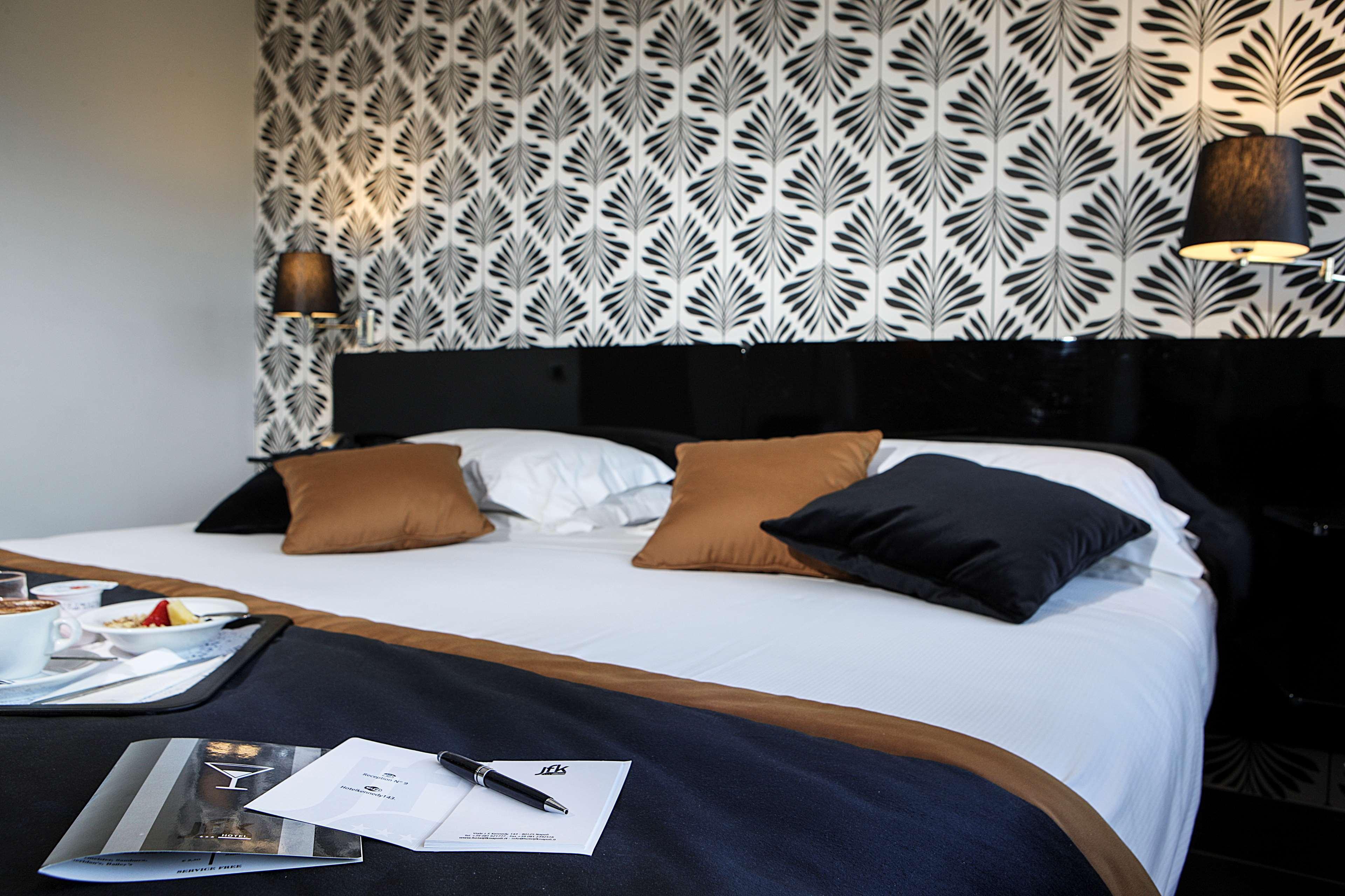 Best Western Plus Scottsdale Thunderbird Suites מראה חיצוני תמונה