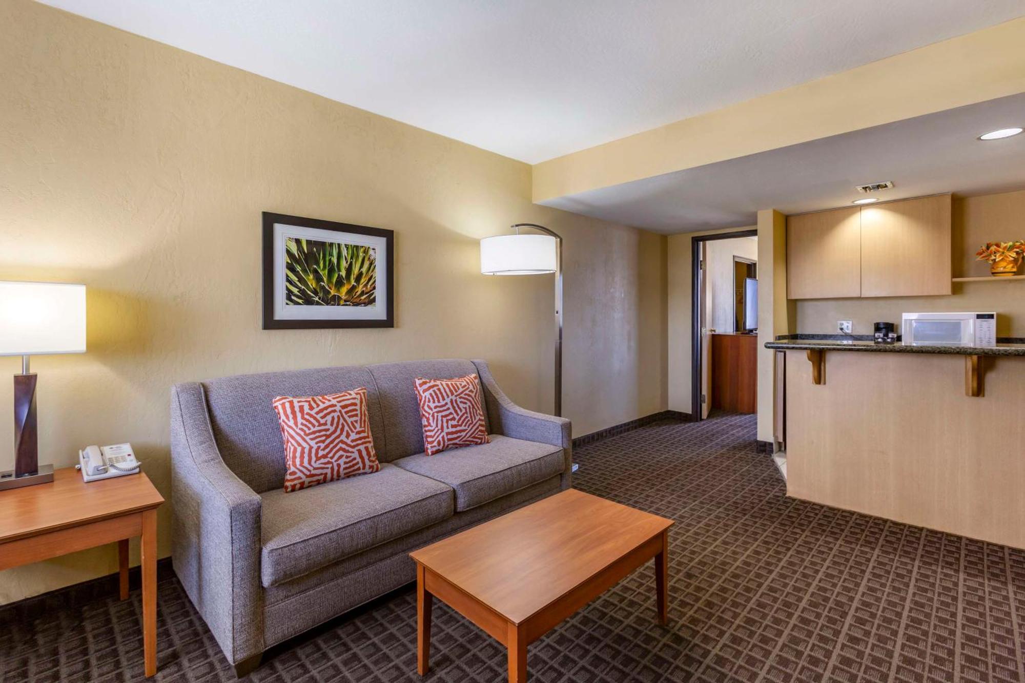 Best Western Plus Scottsdale Thunderbird Suites מראה חיצוני תמונה