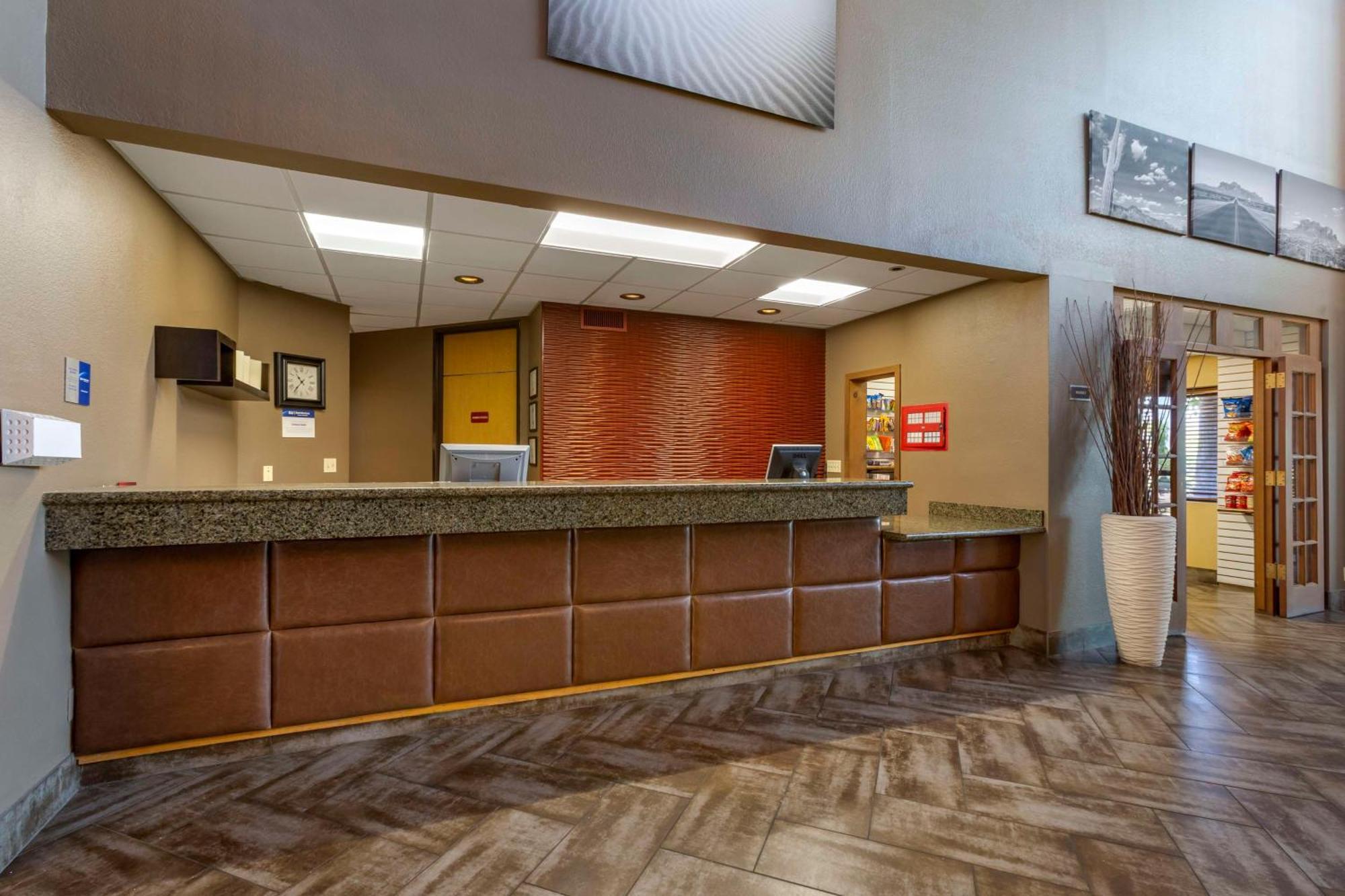 Best Western Plus Scottsdale Thunderbird Suites מראה חיצוני תמונה