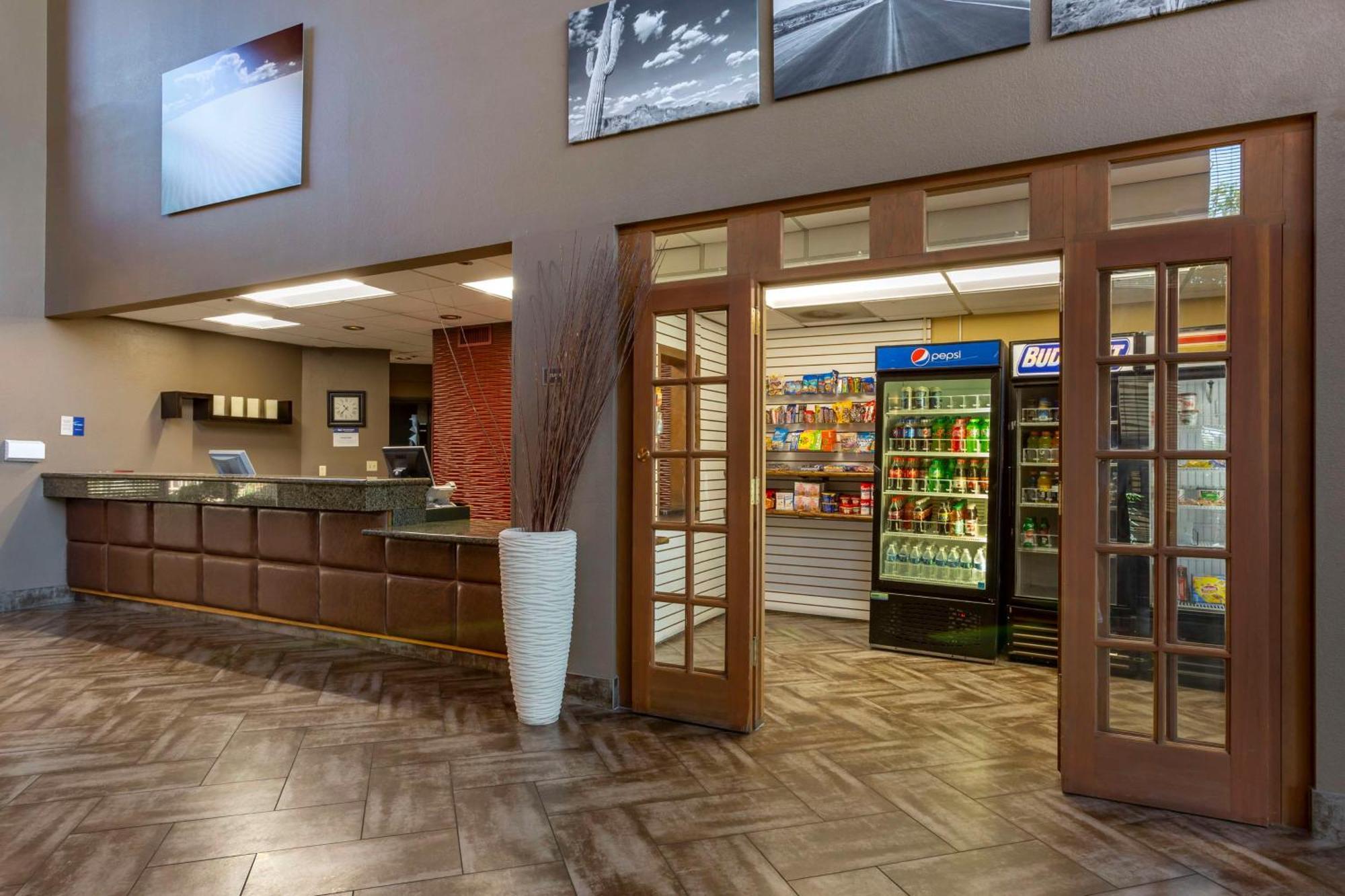 Best Western Plus Scottsdale Thunderbird Suites מראה חיצוני תמונה